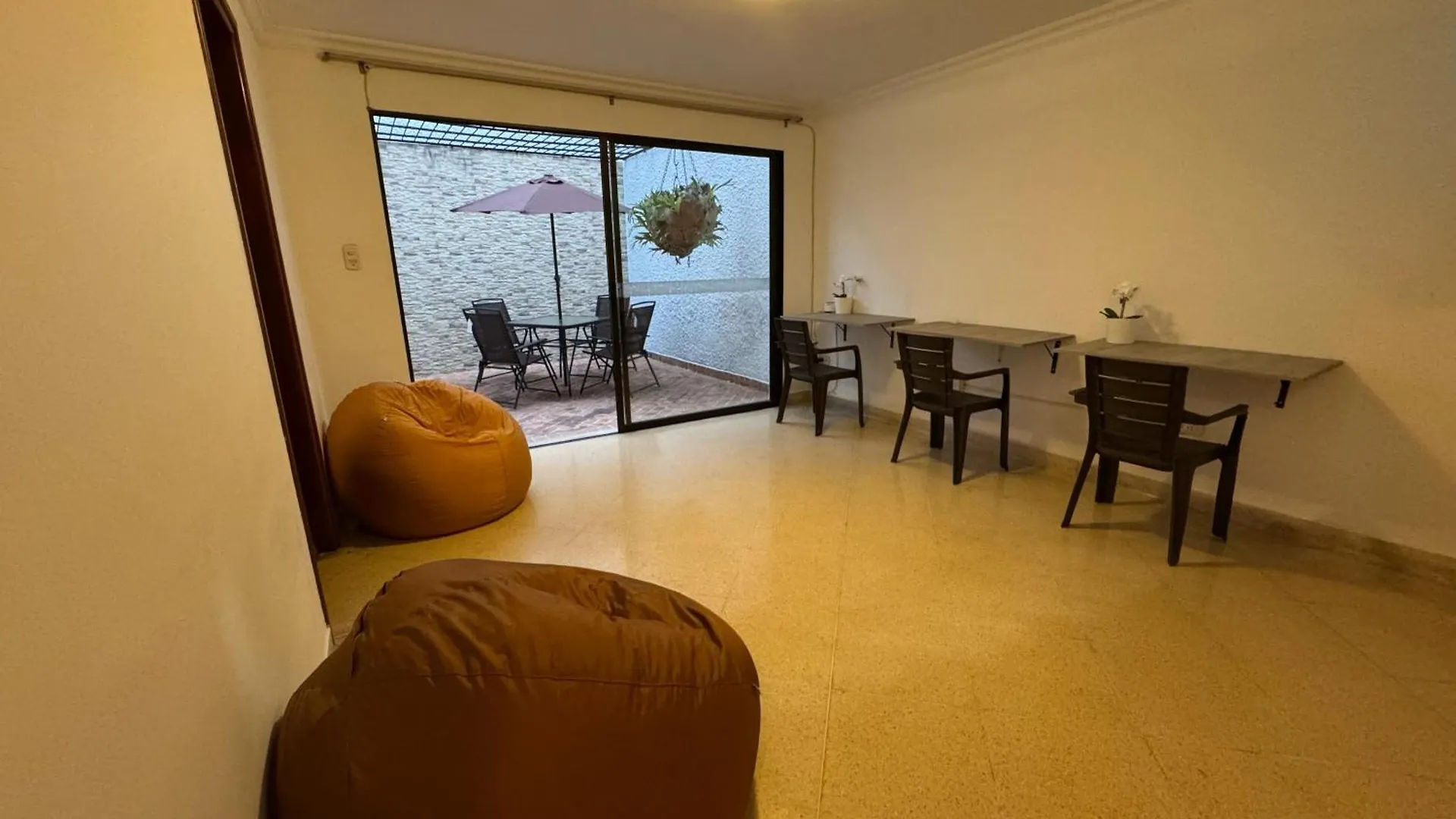 Homestay Casa Serene - Habitacion Alba Medellin