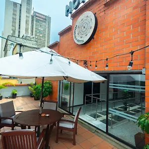 3* Hotel Mándala Botero